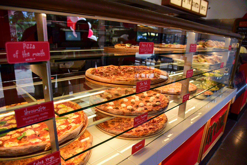 Mr-Moto-Pizza-Oak-Creek-Display-1
