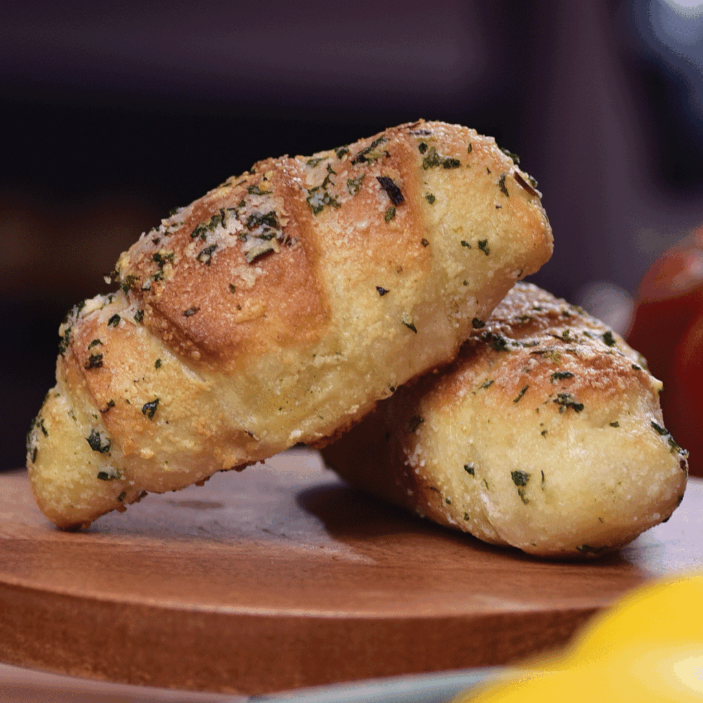 Mr-Moto-Pizza-stuffed-knots-gameday